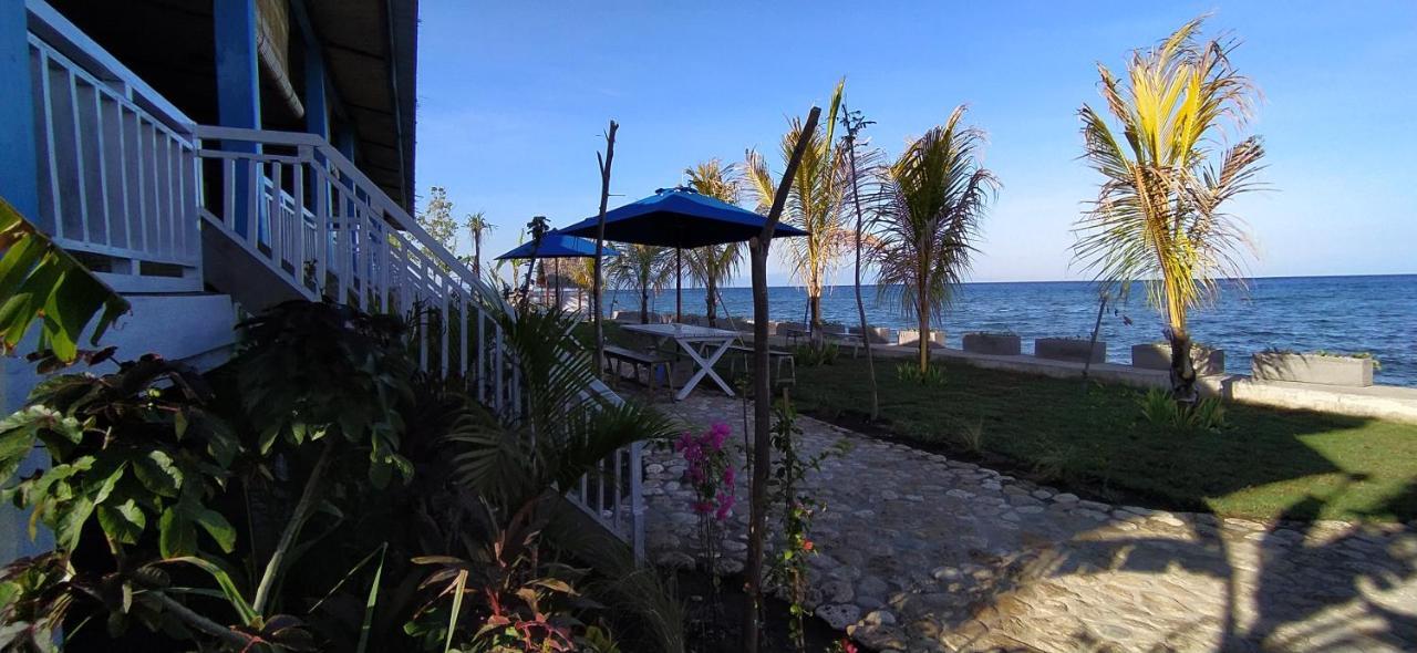 Moyo Island Resort Extérieur photo